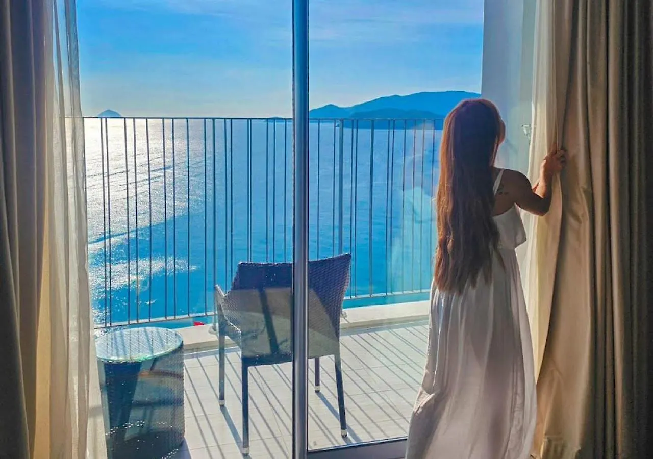 アパートホテル Panorama Wins Residences ニャチャン